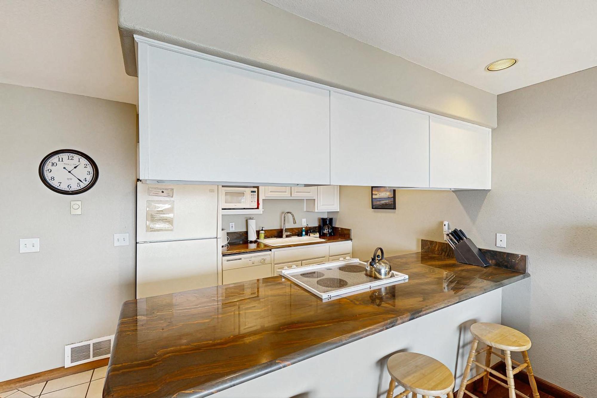Waters Edge Apartment Salishan Beach Стая снимка
